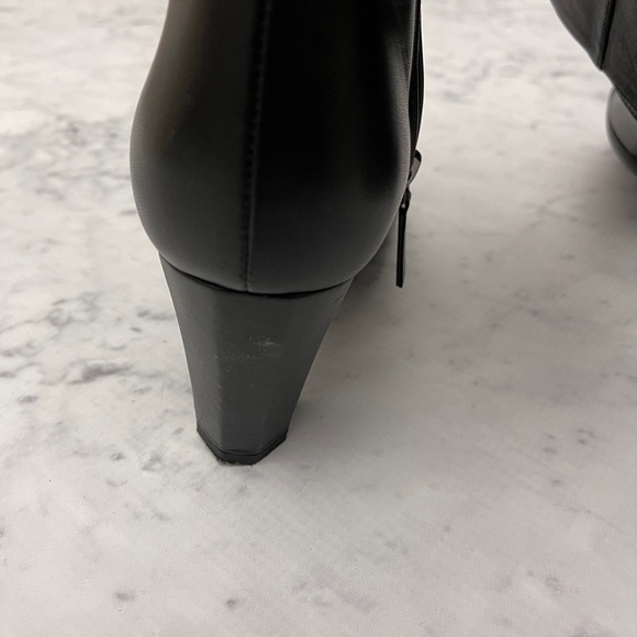 Chanel over the knees boots - Picture 6 of 8